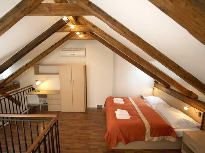 Residence U Cerne Veze Ceske Budejovice Eksteriør billede