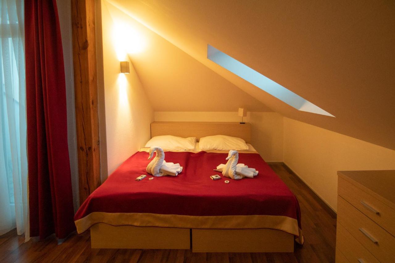 Residence U Cerne Veze Ceske Budejovice Eksteriør billede